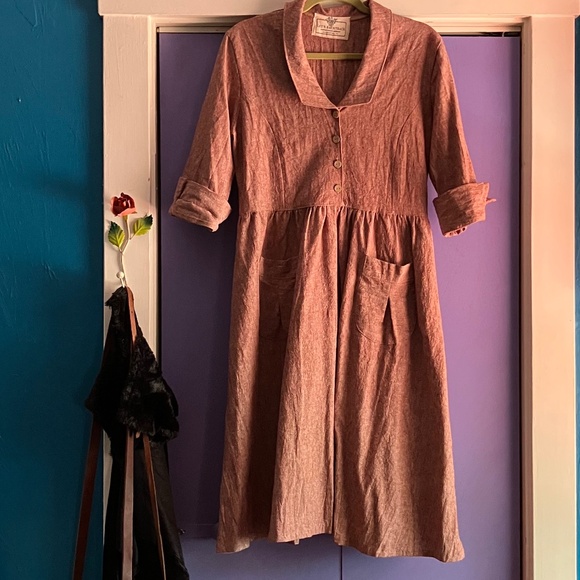 Elegant Mauve Button-Up Dress - Picture 1 of 5